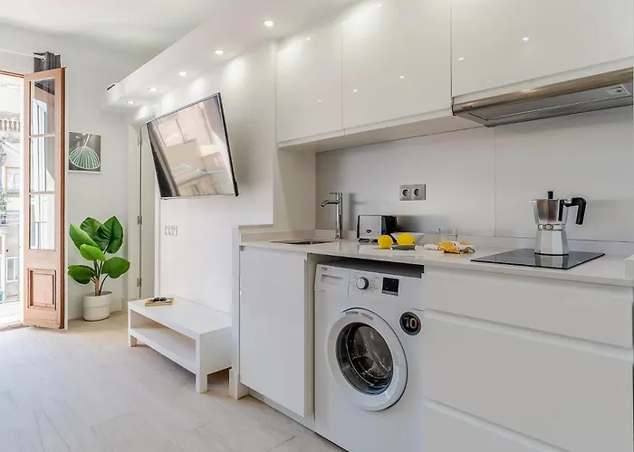 236 - Ab Poble Sec Montjuic * ברצלונה